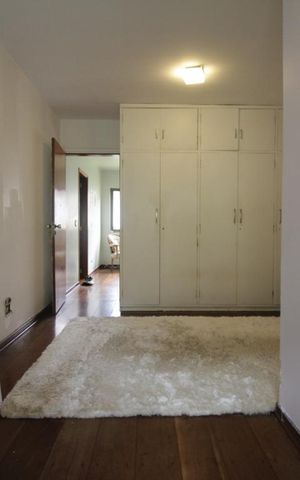 Casa à venda com 500m², 5 quartos e 7 vagasSuíte 1