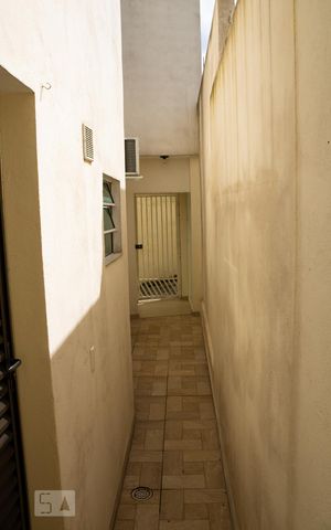 Casa à venda com 270m², 5 quartos e sem vaga Casa à venda com 270m², 5 quartos e sem vagaÁrea Externa