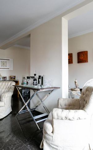 Apartamento à venda com 280m², 4 quartos e 4 vagas Apartamento à venda com 280m², 4 quartos e 4 vagasSala de Estar