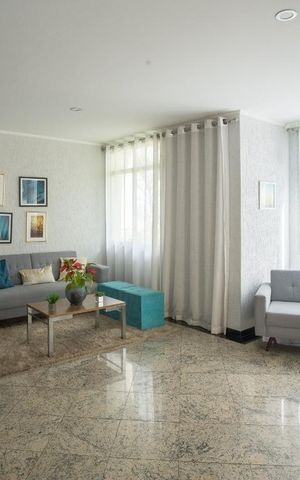Apartamento para alugar com 112m², 3 quartos e 2 vagasHall social