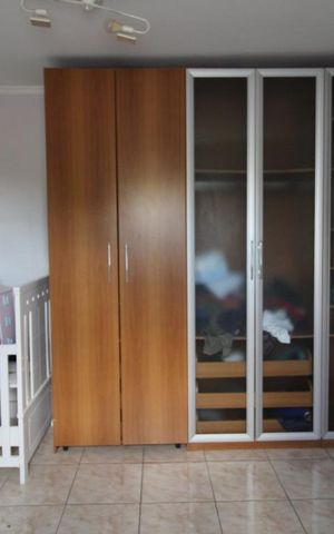 Casa à venda com 380m², 3 quartos e 2 vagasSuite 3 armários