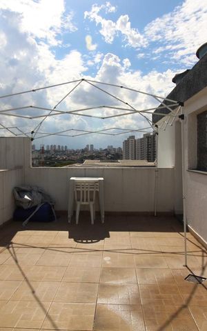 Casa à venda com 380m², 3 quartos e 2 vagasÁrea piscina 