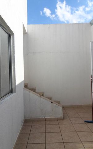 Casa à venda com 380m², 3 quartos e 2 vagasQuintal