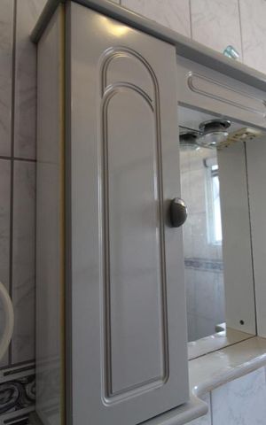 Casa à venda com 380m², 3 quartos e 2 vagasBanheiro suite espelho
