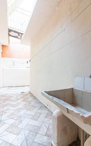 Casa para alugar com 60m², 1 quarto e sem vagaQuintal