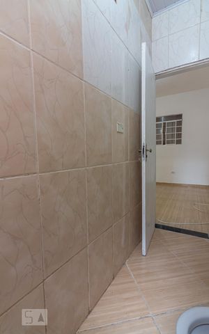 Casa para alugar com 60m², 1 quarto e sem vagaBanheiro