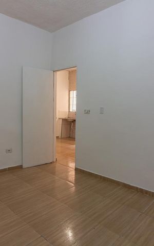 Casa para alugar com 60m², 1 quarto e sem vagaQuarto 1