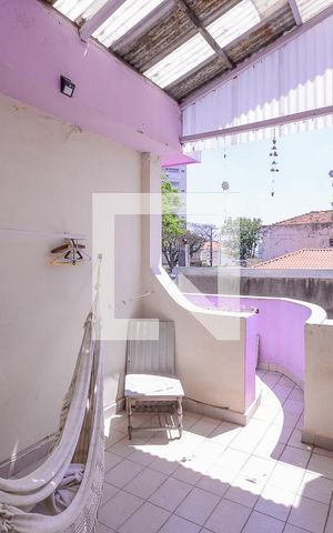 Casa para alugar com 340m², 3 quartos e 6 vagas Casa para alugar com 340m², 3 quartos e 6 vagasVaranda Superior