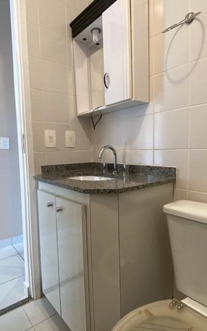 Apartamento à venda com 62m², 2 quartos e 1 vaga Apartamento à venda com 62m², 2 quartos e 1 vagaBanheiro