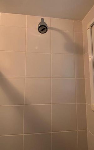 Apartamento à venda com 62m², 2 quartos e 1 vaga Apartamento à venda com 62m², 2 quartos e 1 vagaChuveiro