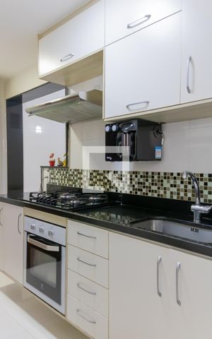 Apartamento à venda com 78m², 3 quartos e 1 vaga Apartamento à venda com 78m², 3 quartos e 1 vagaCozinha
