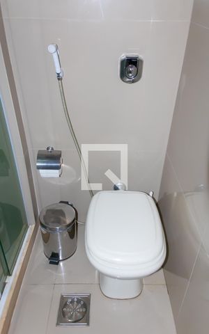 Apartamento à venda com 78m², 3 quartos e 1 vaga Apartamento à venda com 78m², 3 quartos e 1 vagaBanheiro da Suíte