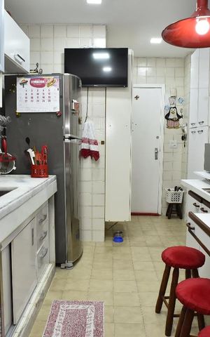 Apartamento à venda com 85m², 2 quartos e 2 vagasCozinha