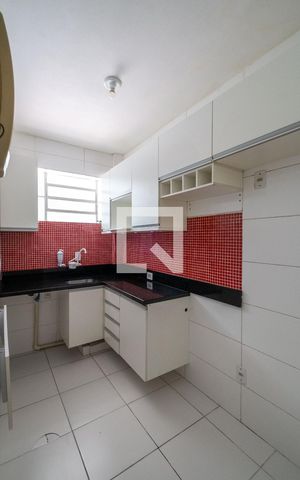 Apartamento à venda com 36m², 1 quarto e sem vaga Apartamento à venda com 36m², 1 quarto e sem vagaCozinha e Área de Serviço