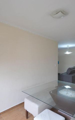 Apartamento à venda com 87m², 3 quartos e 1 vaga Apartamento à venda com 87m², 3 quartos e 1 vagaSala