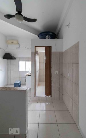 Studio para alugar com 100m², 1 quarto e sem vaga Studio para alugar com 100m², 1 quarto e sem vagaCozinha