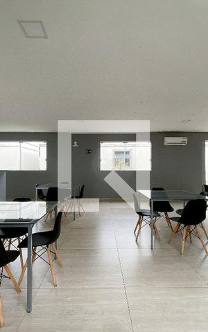 Apartamento à venda com 40m², 2 quartos e 1 vaga Apartamento à venda com 40m², 2 quartos e 1 vagaÁrea comum - Salão de festas