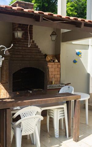 Casa à venda com 441m², 5 quartos e 4 vagas Casa à venda com 441m², 5 quartos e 4 vagasespaço da churrasqueira