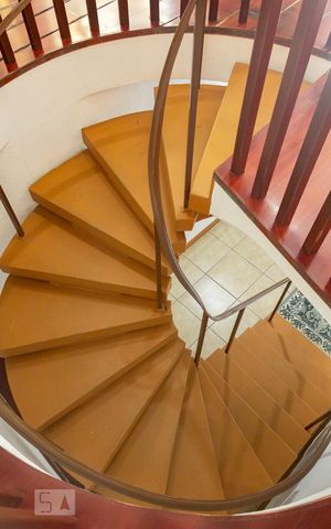 Casa à venda com 441m², 5 quartos e 4 vagas