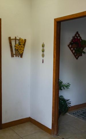 Casa à venda com 441m², 5 quartos e 4 vagas Casa à venda com 441m², 5 quartos e 4 vagasHall de Entrada