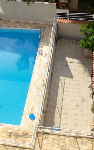 Casa à venda com 441m², 5 quartos e 4 vagas Casa à venda com 441m², 5 quartos e 4 vagasÁrea comum