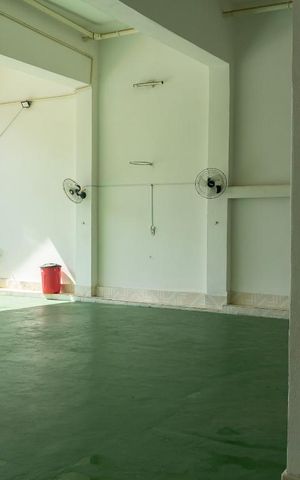 Casa à venda com 441m², 5 quartos e 4 vagas Casa à venda com 441m², 5 quartos e 4 vagasÁrea comum