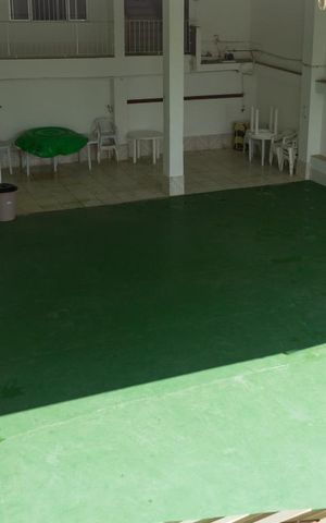 Casa à venda com 441m², 5 quartos e 4 vagas Casa à venda com 441m², 5 quartos e 4 vagasÁrea comum