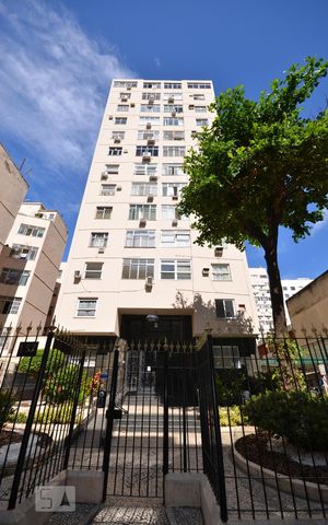 Apartamento para alugar com 100m², 3 quartos e 1 vagaFachada