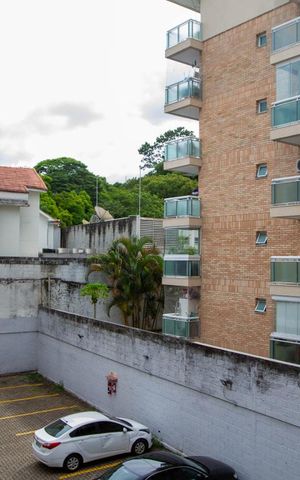 Apartamento à venda com 71m², 2 quartos e 1 vaga Apartamento à venda com 71m², 2 quartos e 1 vagaSacada