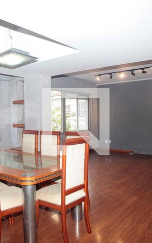 Apartamento à venda com 151m², 2 quartos e 1 vagaSala