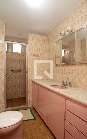 Apartamento à venda com 151m², 2 quartos e 1 vagaBanheiro Quarto 1 Suíte