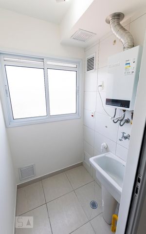 Apartamento à venda com 45m², 2 quartos e 1 vagaÁrea de serviço