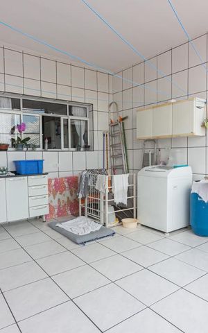 Casa à venda com 250m², 3 quartos e 2 vagasQuintal