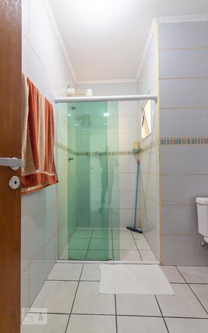 Casa à venda com 250m², 3 quartos e 2 vagasbanheiro Suíte
