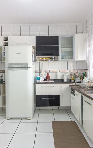 Casa à venda com 250m², 3 quartos e 2 vagasCozinha