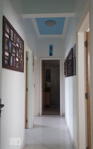 Apartamento à venda com 82m², 2 quartos e sem vagaCorredor