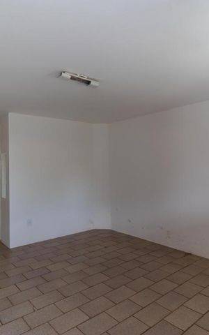 Casa à venda com 302m², 10 quartos e 6 vagas Casa à venda com 302m², 10 quartos e 6 vagasSuíte 10