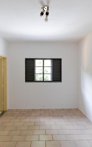 Casa à venda com 302m², 10 quartos e 6 vagas Casa à venda com 302m², 10 quartos e 6 vagasSuíte 07