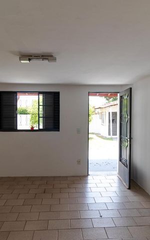 Casa à venda com 302m², 10 quartos e 6 vagas Casa à venda com 302m², 10 quartos e 6 vagasSuíte 10