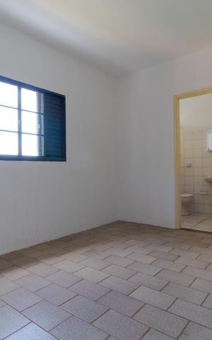 Casa à venda com 302m², 10 quartos e 6 vagas Casa à venda com 302m², 10 quartos e 6 vagasSuíte 04