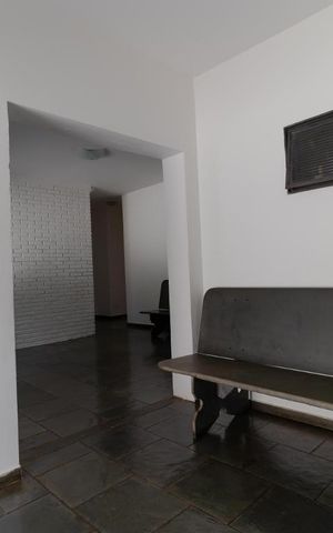 Casa à venda com 302m², 10 quartos e 6 vagas Casa à venda com 302m², 10 quartos e 6 vagasHall de Entrada