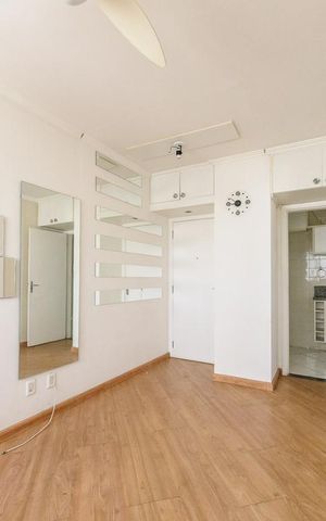 Apartamento à venda com 35m², 1 quarto e 1 vaga Apartamento à venda com 35m², 1 quarto e 1 vagaSala
