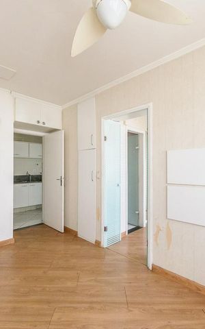 Apartamento à venda com 35m², 1 quarto e 1 vaga Apartamento à venda com 35m², 1 quarto e 1 vagaSala