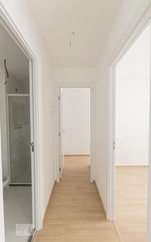 Apartamento à venda com 47m², 2 quartos e sem vaga Apartamento à venda com 47m², 2 quartos e sem vagaCorredor