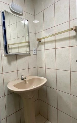 Apartamento à venda com 63m², 3 quartos e 2 vagas Apartamento à venda com 63m², 3 quartos e 2 vagasBanheiro de Serviço