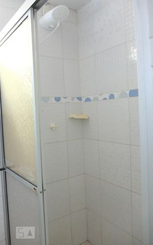 Casa para alugar com 250m², 3 quartos e 1 vagaBanheiro da suite 3