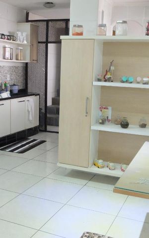 Casa para alugar com 250m², 3 quartos e 1 vagaCozinha