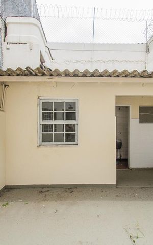 Casa à venda com 110m², 3 quartos e 2 vagasQuintal e Área de Serviço