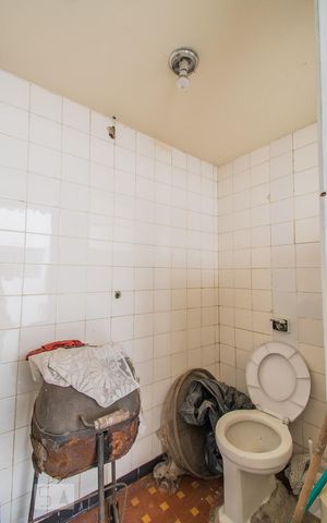Casa à venda com 110m², 3 quartos e 2 vagasBanheiro  de Serviço