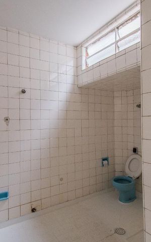 Casa à venda com 110m², 3 quartos e 2 vagasBanheiro